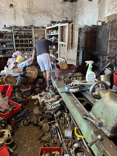 A79FFE73-2053-46B0-9133-29539F61E8A6